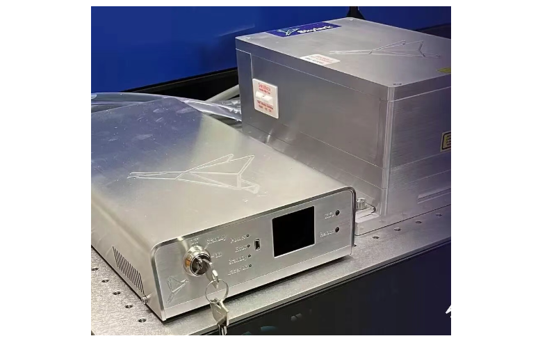 Skylark Laser NX系列紫外激光器在半导体检测的应用，349NX 320NX